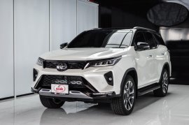 ขายรถ Toyota Fortuner 2.8 Legender ปี 2020